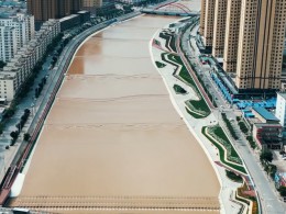 公司召開二屆十次職代會、黨委擴大會、第三十三次股東會